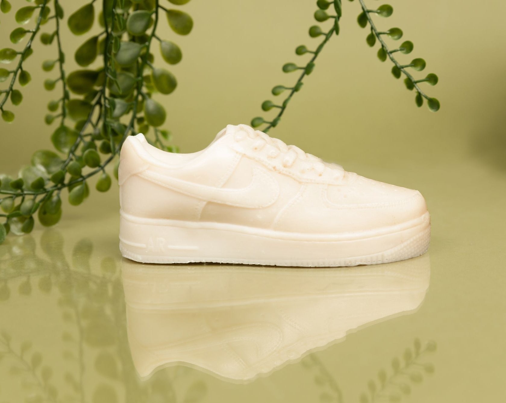 white low candle af1